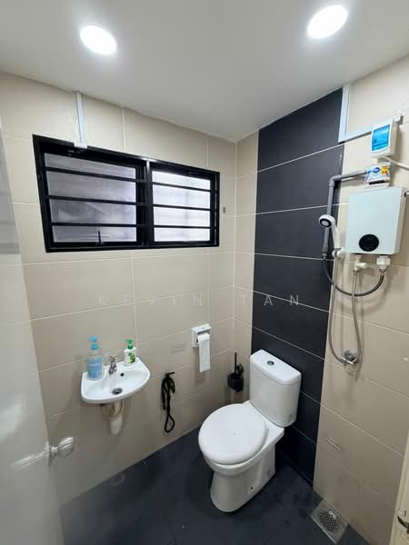 2-storey Terraced House for Rent in Lakeside Residences (Puchong) - Kevin Tan - Bathroom - PropertyGuru.com.my