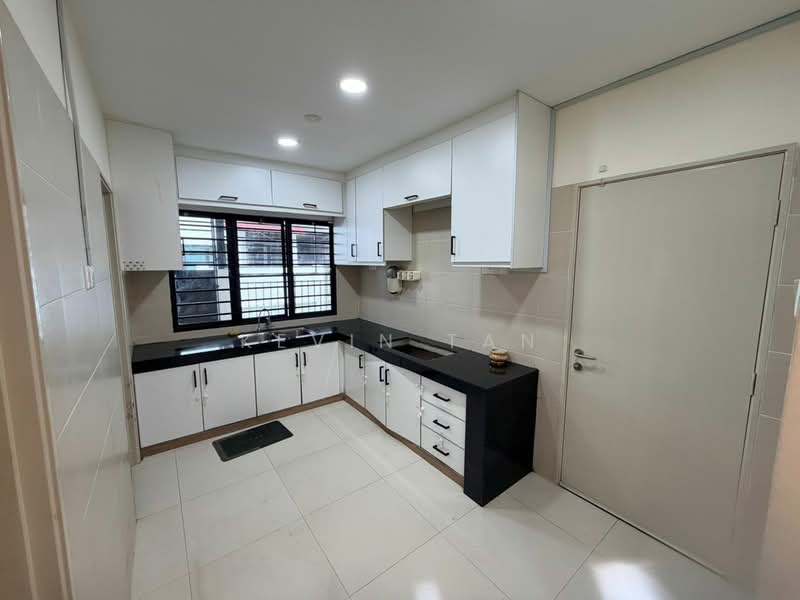 2-storey Terraced House for Rent in Lakeside Residences (Puchong) - Kevin Tan - Kitchen - PropertyGuru.com.my