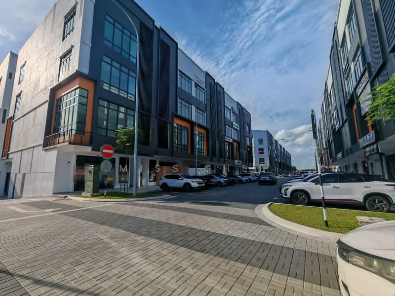Kedai / Pejabat untuk Disewa di Taman Pelangi (Johor Bahru) - Miss Shee - Exterior - PropertyGuru.com.my