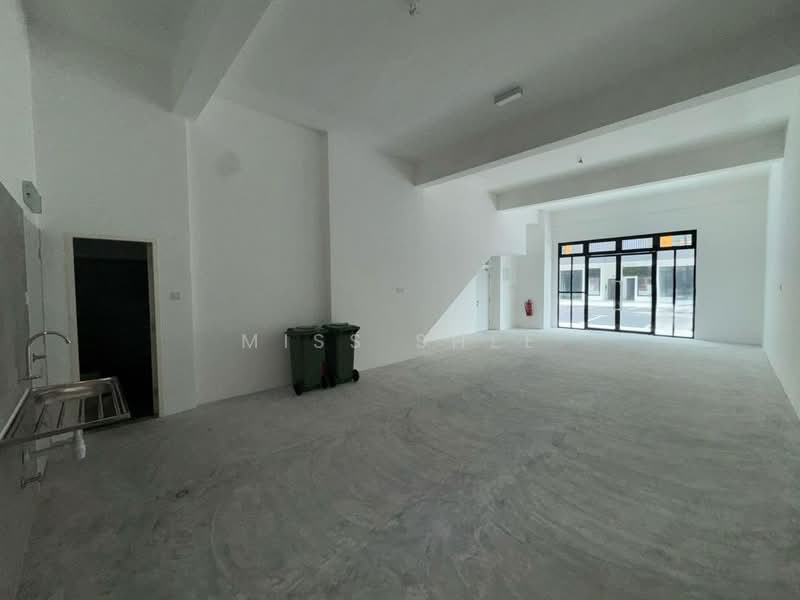 Kedai / Pejabat untuk Disewa di Taman Pelangi (Johor Bahru) - Miss Shee - Interior - PropertyGuru.com.my