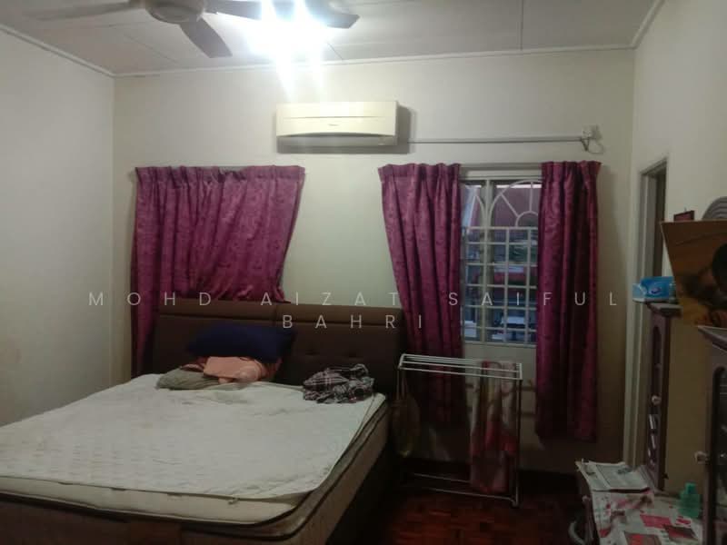 2-storey Terraced House for Sale in Subang (Selangor) - Mohd Aizat Saiful Bahri - Bedroom - PropertyGuru.com.my