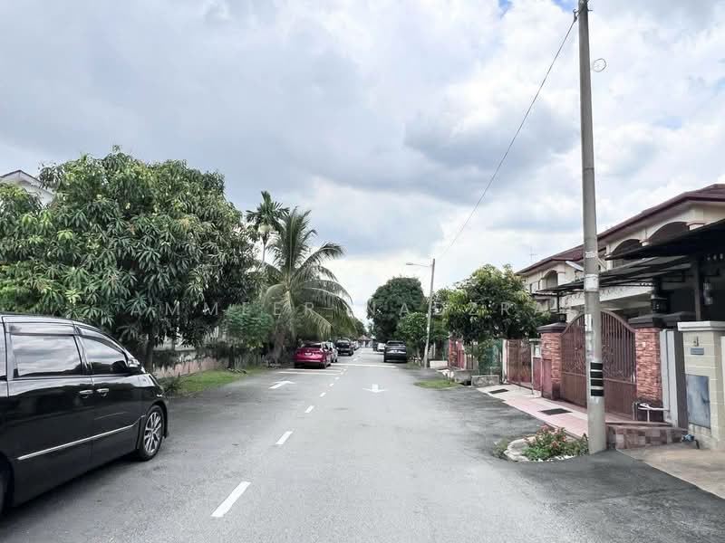Rumah Teres 2 Tingkat untuk Dijual di Bandar Baru Bangi (Selangor) - Ammeer Nadzrai - Exterior - PropertyGuru.com.my