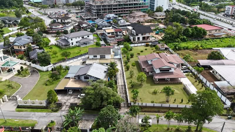 Bungalow for Sale in Kenny Hill (Kuching) - Sherene Kok - Exterior - PropertyGuru.com.my