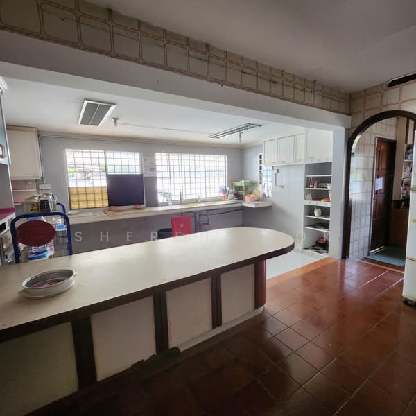 Bungalow for Sale in Kenny Hill (Kuching) - Sherene Kok - Kitchen - PropertyGuru.com.my