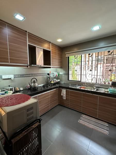 Rumah Teres 2 Tingkat untuk Disewa di Putra Avenue (Subang Jaya) - Jason Tan - Kitchen - PropertyGuru.com.my