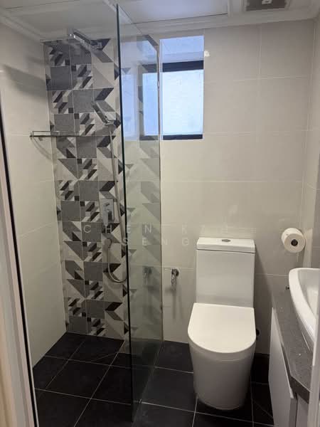Condominium for Sale at Ehsan Ria - Chen Kah Seng - Bathroom - PropertyGuru.com.my