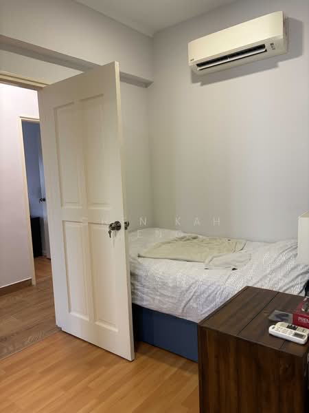 Condominium for Sale at Ehsan Ria - Chen Kah Seng - Bedroom - PropertyGuru.com.my