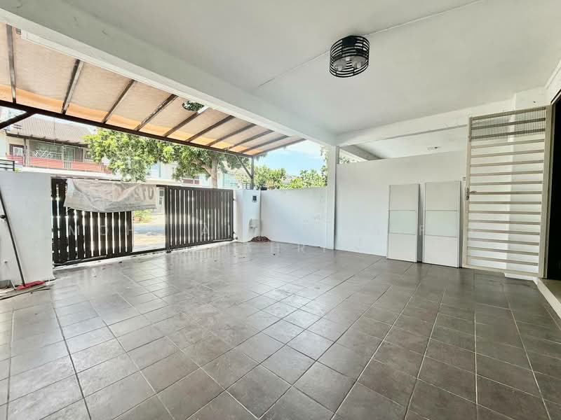 Rumah Teres 2 Tingkat untuk Dijual di Bangi (Selangor) - Mohd Aizat Saiful Bahri - Exterior - PropertyGuru.com.my