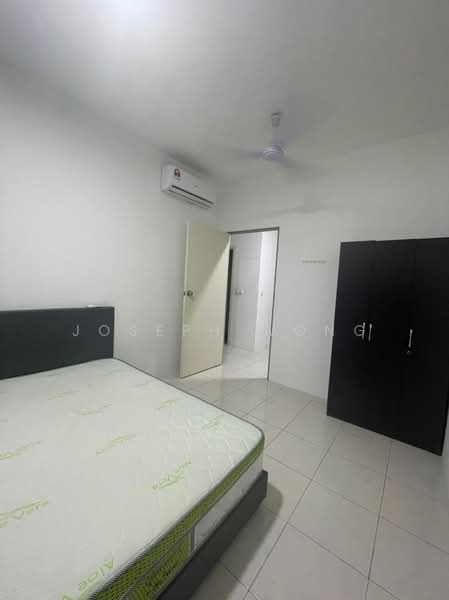 Pangsapuri untuk Disewa di Residensi Seri Wahyu - Joseph Wong - Bedroom - PropertyGuru.com.my