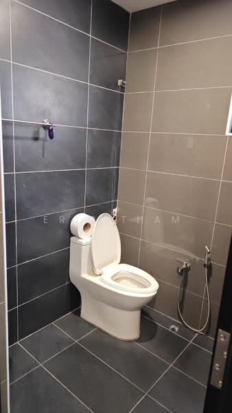 Pejabat untuk Disewa di Taman Meranti Jaya (Puchong) - Eric Tham - Bathroom - PropertyGuru.com.my