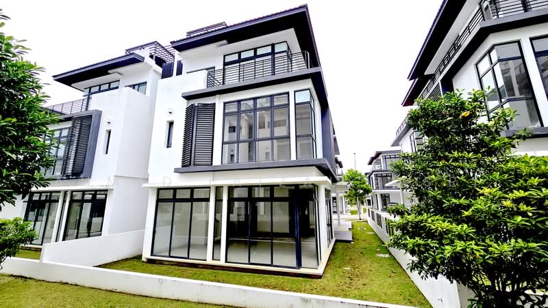 Semi-Detached House for Sale in Presint 12 (Putrajaya) - Ahmad Faizal Basri - Exterior - PropertyGuru.com.my