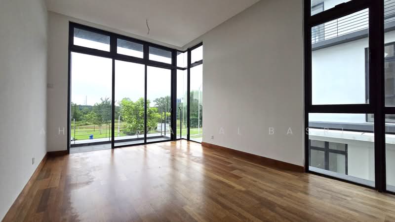 Semi-Detached House for Sale in Presint 12 (Putrajaya) - Ahmad Faizal Basri - Balcony - PropertyGuru.com.my
