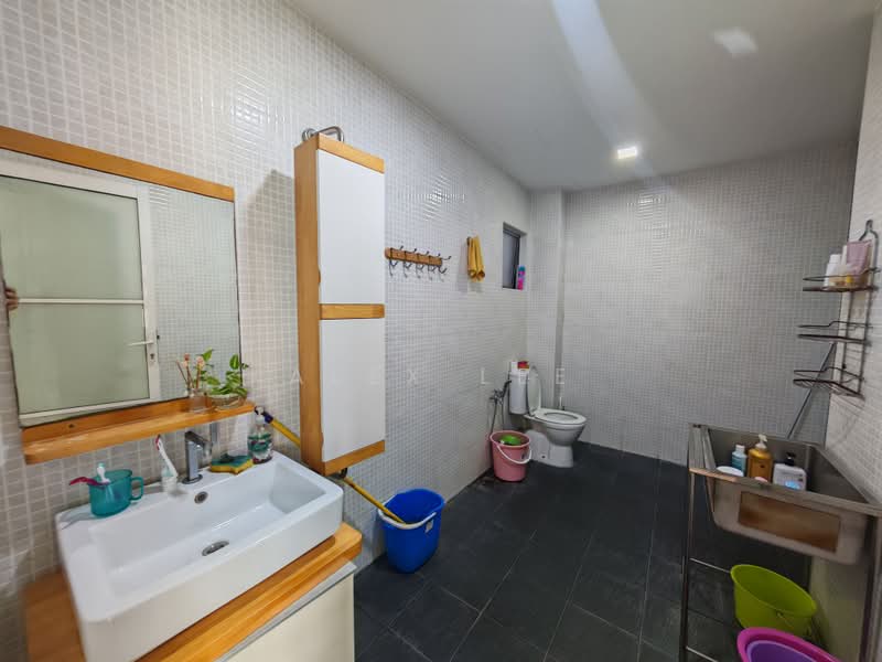 2-storey Terraced House for Sale in Kota Emerald (Rawang) - Alex Lee - Bathroom - PropertyGuru.com.my