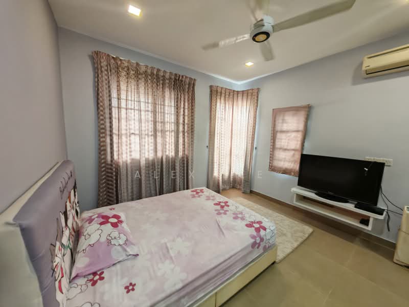 2-storey Terraced House for Sale in Kota Emerald (Rawang) - Alex Lee - Bedroom - PropertyGuru.com.my