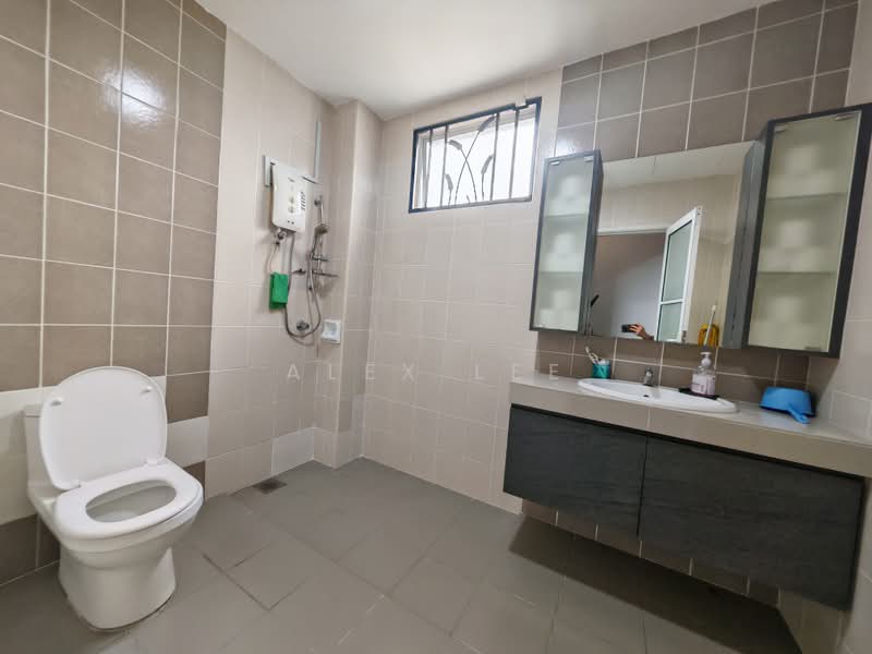 2-storey Terraced House for Sale in Kota Emerald (Rawang) - Alex Lee - Bathroom - PropertyGuru.com.my