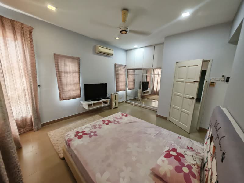 2-storey Terraced House for Sale in Kota Emerald (Rawang) - Alex Lee - Bedroom - PropertyGuru.com.my