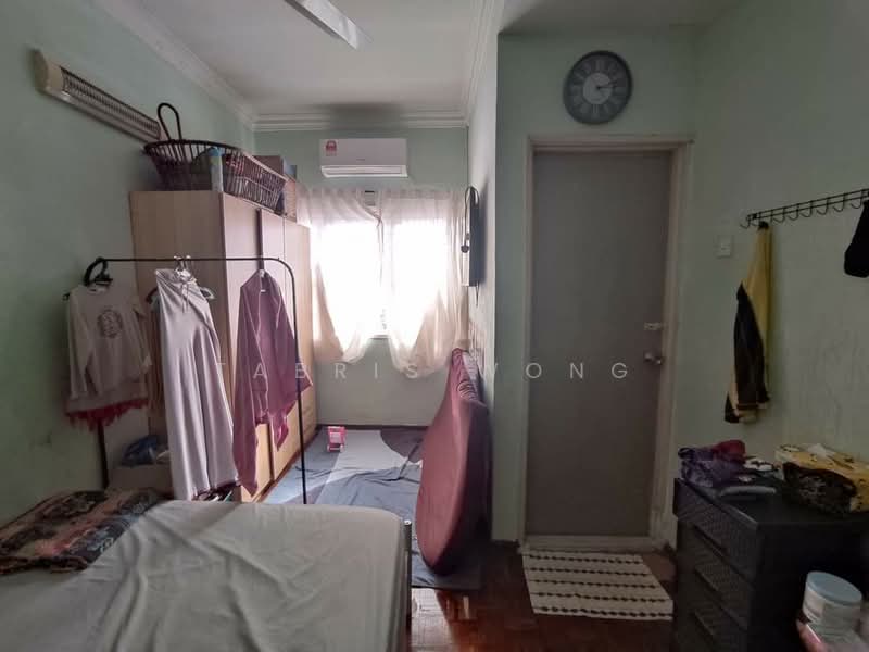 2-storey Terraced House for Sale in Taman Sri Muda (Shah Alam) - Tabris Wong - Bedroom - PropertyGuru.com.my