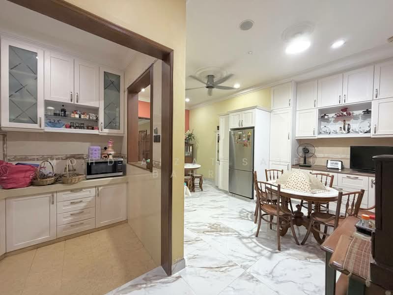 Rumah Banglo untuk Dijual di Kota Damansara (Selangor) - Mohd Aizat Saiful Bahri - Kitchen - PropertyGuru.com.my