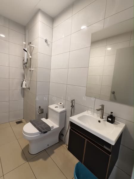 Service Residence for Rent at Amber Cove - Angie Ng - Bathroom - PropertyGuru.com.my