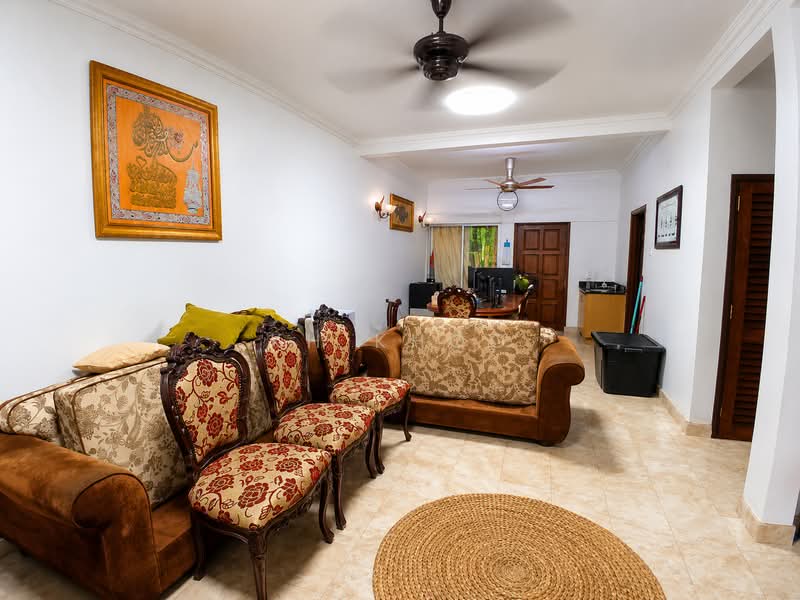 Rumah Teres 2 Tingkat untuk Dijual di SS18 (Subang Jaya) - KH Khoo - Living Room - PropertyGuru.com.my