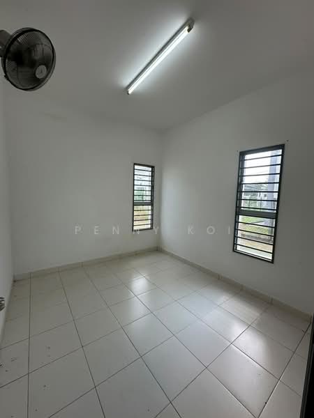 Bungalow for Sale in Taman Sri Lambak (Kluang) - Penny Koi - PropertyGuru.com.my