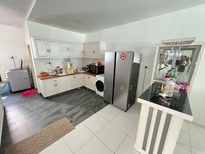 2-storey Terraced House for Sale in Taman Daiman Jaya (Kota Tinggi) - ALHAFIZ AZIS - Kitchen - PropertyGuru.com.my