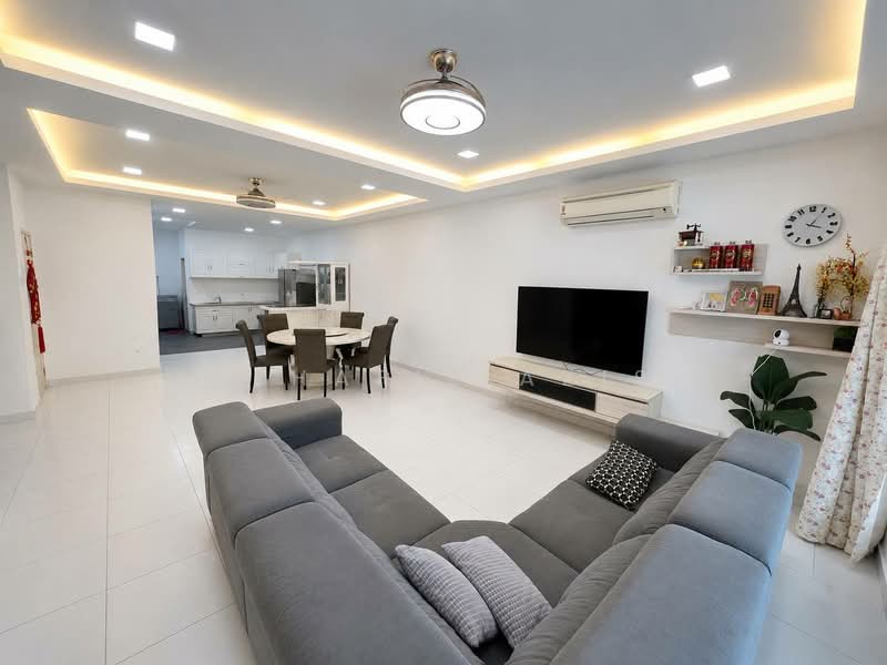 2-storey Terraced House for Sale in Taman Daiman Jaya (Kota Tinggi) - ALHAFIZ AZIS - Living Room - PropertyGuru.com.my