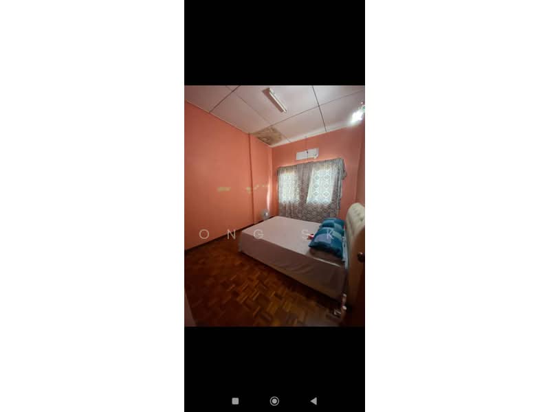 Pangsapuri untuk Dijual di Keranji Apartments - Ong SK - Bedroom - PropertyGuru.com.my