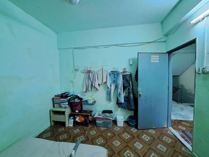 Kedai / Pejabat untuk Dijual di Pusat Bandar Puchong (Puchong) - James Loh - Bedroom - PropertyGuru.com.my