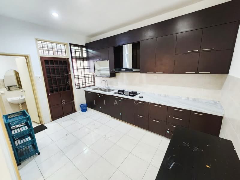 1-storey Terraced House for Rent in Iskandar Puteri (Nusajaya) (Johor) - Stella Chia - Kitchen - PropertyGuru.com.my