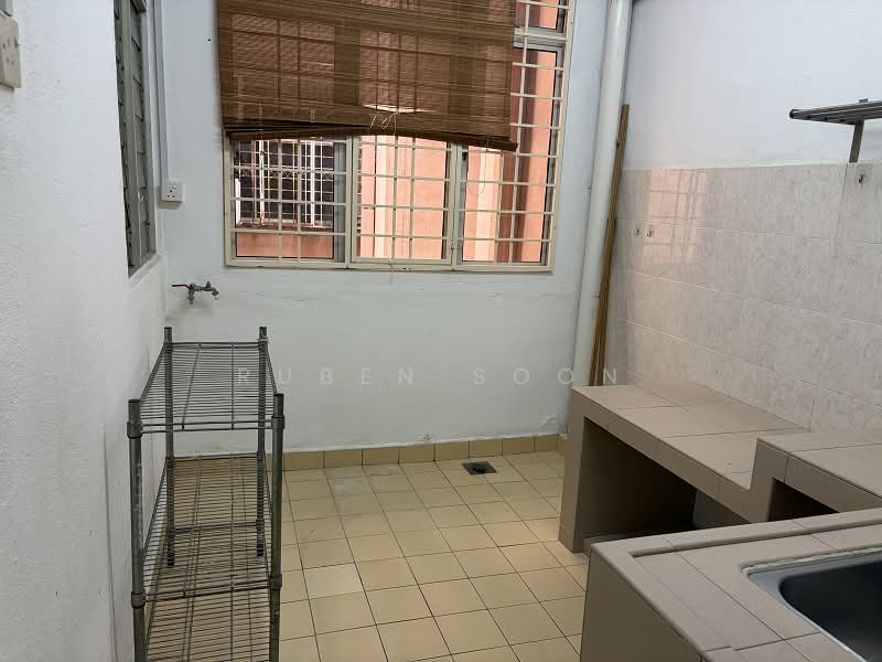 Apartment for Sale at D'shire Villa - RUBEN SOON - Wet kitchen - PropertyGuru.com.my