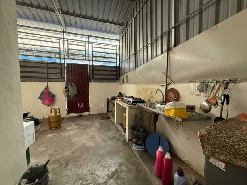 Rumah Teres 2 Tingkat untuk Dijual di Taman Skudai Baru (Skudai) - Min Kong - Kitchen - PropertyGuru.com.my