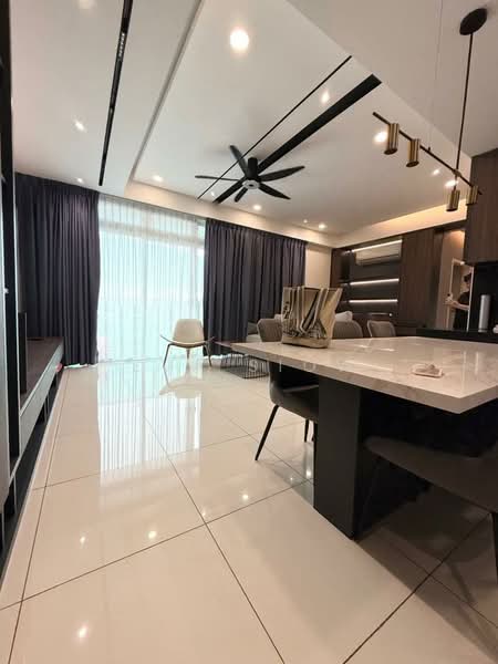 Condominium for Sale at D'Suites Akasia Horizon @ Horizon Hills - Eva Siow - Living Room - PropertyGuru.com.my
