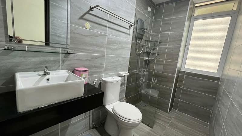 Service Residence for Rent at KSL Residence @ Daya - Eva Siow - Bathroom - PropertyGuru.com.my
