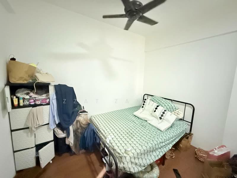 Apartment for Sale at Sutera Bayu Apartment - Izzat Zamros - Bedroom - PropertyGuru.com.my