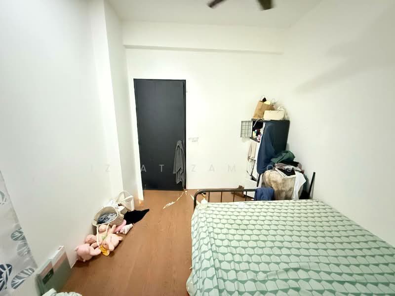 Apartment for Sale at Sutera Bayu Apartment - Izzat Zamros - Bedroom - PropertyGuru.com.my