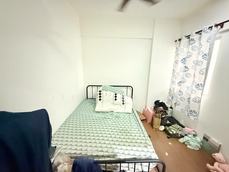 Apartment for Sale at Sutera Bayu Apartment - Izzat Zamros - Bedroom - PropertyGuru.com.my