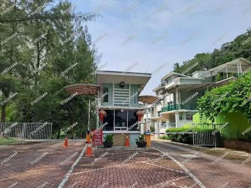 Terraced House for Sale in Seri Kembangan (Selangor) - Bee Kim - Exterior - PropertyGuru.com.my