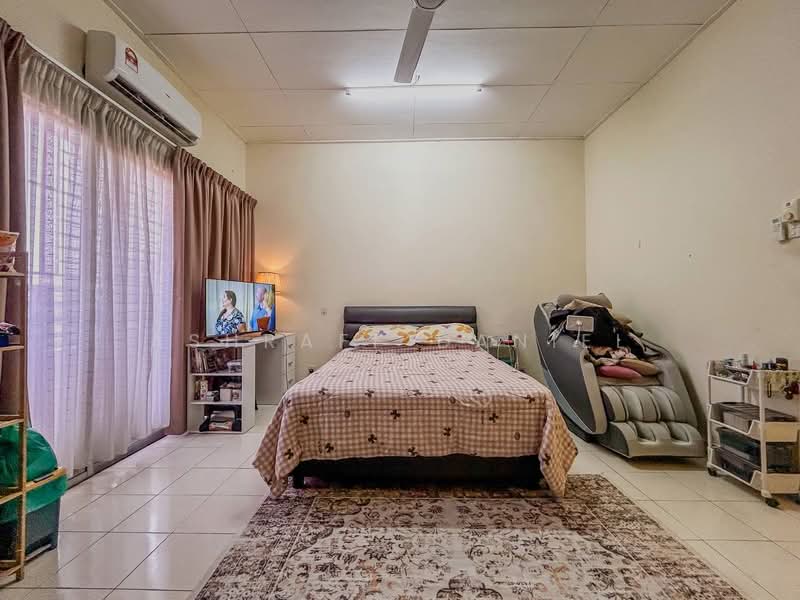 2-storey Terraced House for Sale in Alam Suria (Puncak Alam) - Ashraff Daniel - PropertyGuru.com.my