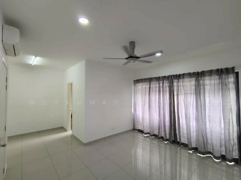 2-storey Terraced House for Rent in Telok Panglima Garang (Selangor) - Muhammad Taufeeq - Living Room - PropertyGuru.com.my