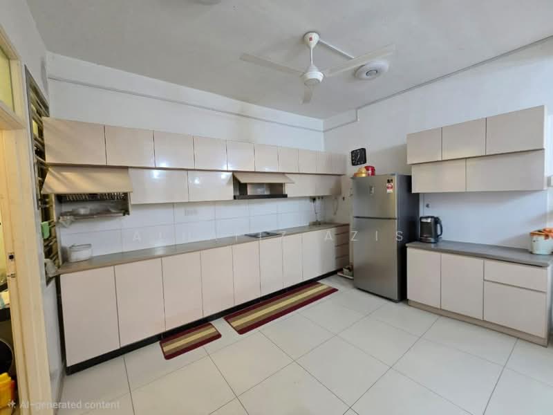 2-storey Terraced House for Sale in Skudai (Johor) - ALHAFIZ AZIS - Kitchen - PropertyGuru.com.my