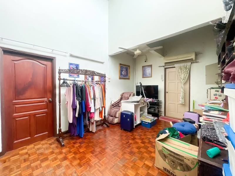 2-storey Terraced House for Sale in Seksyen 4 (Shah Alam) - Ashraff Daniel - PropertyGuru.com.my
