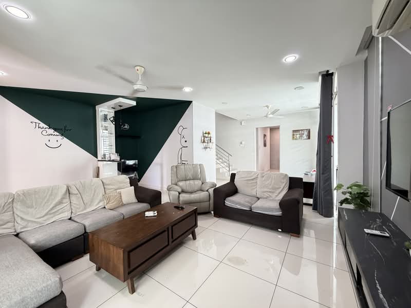 Semi-Detached House for Rent in Taman Bukit Indah (Kuah) - Alex Loh - Living Room - PropertyGuru.com.my