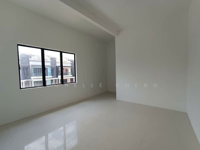 3-storey Terraced House for Sale in Panorama Lapangan Perdana (Ipoh) - Michelle Cheng - Bedroom - PropertyGuru.com.my