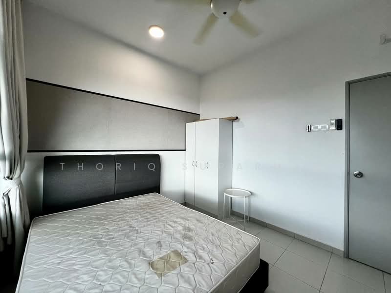 Service Residence for Rent at The Zizz @ Damansara North - Thoriq Suparman - Bedroom - PropertyGuru.com.my