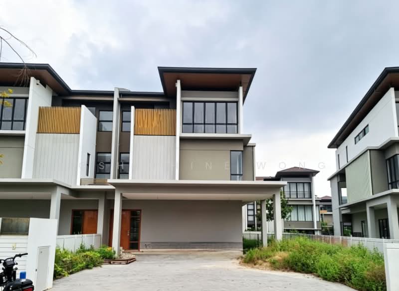 Semi-Detached House for Sale in Kajang (Selangor) - Joshephine Wong - Exterior - PropertyGuru.com.my