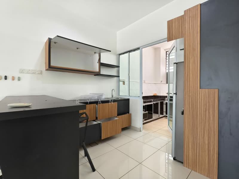 Rumah Teres untuk Dijual di Johor Bahru (Johor) - Ryan Tan - Kitchen - PropertyGuru.com.my