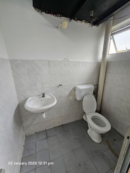 Pangsapuri untuk Disewa di Bandar Armada Putra - Syed Nurul Ahmad bin Syed Aris - Bathroom - PropertyGuru.com.my