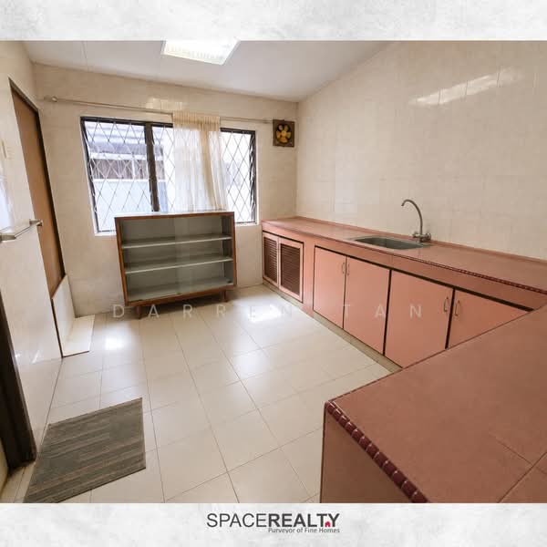 2-storey Terraced House for Sale in Damansara Heights (Kuala Lumpur) - Darren Tan - Kitchen - PropertyGuru.com.my