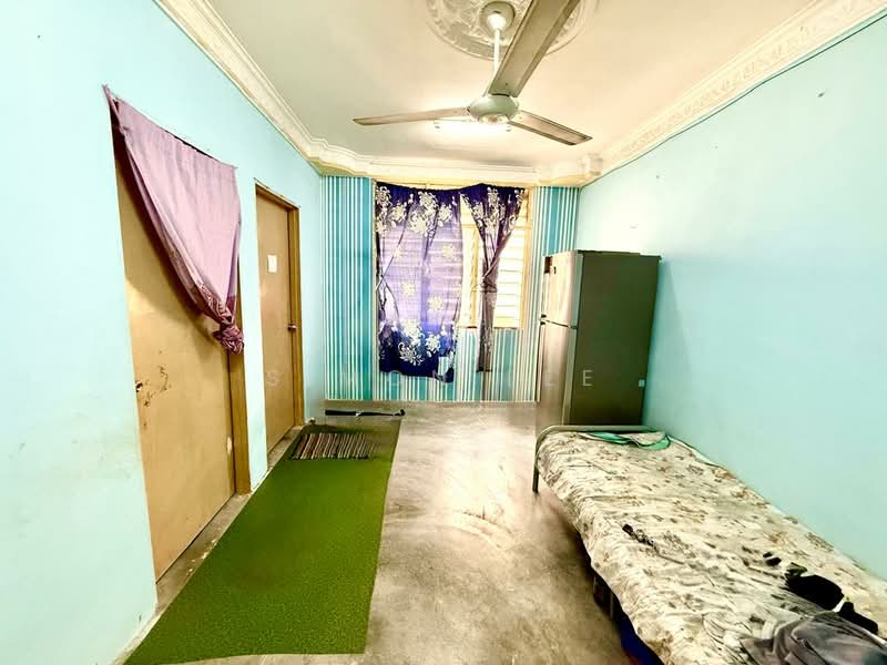 Rumah Flat untuk Dijual di Pangsapuri Seri Perantau - Simon Lee - Bedroom - PropertyGuru.com.my